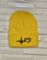 کلاه زمستانی طرح قلب رنگ زرد