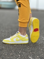 کتونی اسپرت Nike Jordan زرد سفید