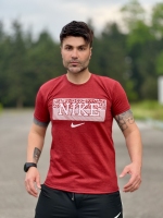 تیشرت آستین کوتاه Nike Feresh قرمز