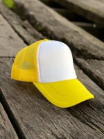 کلاه RIKE پشت تور سفید زرد