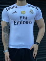 تیشرت ورزشی رئال مادرید رنگ سفید مشکی